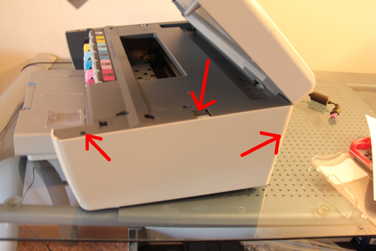 Removing side panel