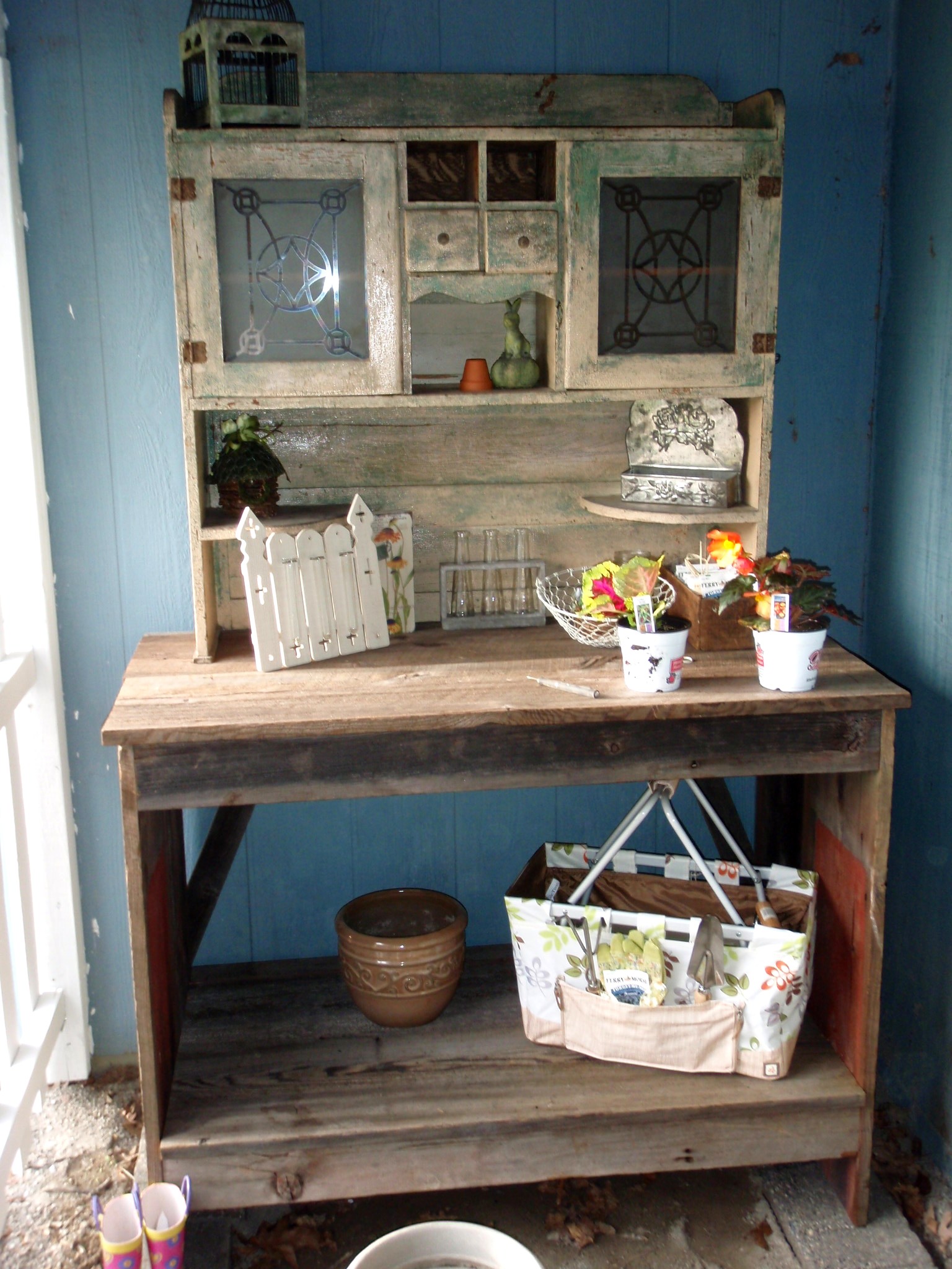 OLYMPUS DIGITAL CAMERA The potting bench made from 120 year old barn wood.